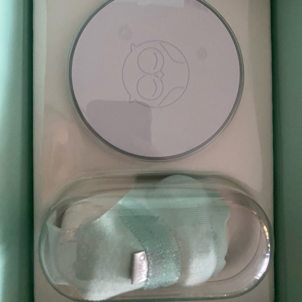 Owlet smart sock 2. Only used once! Pristine condition.